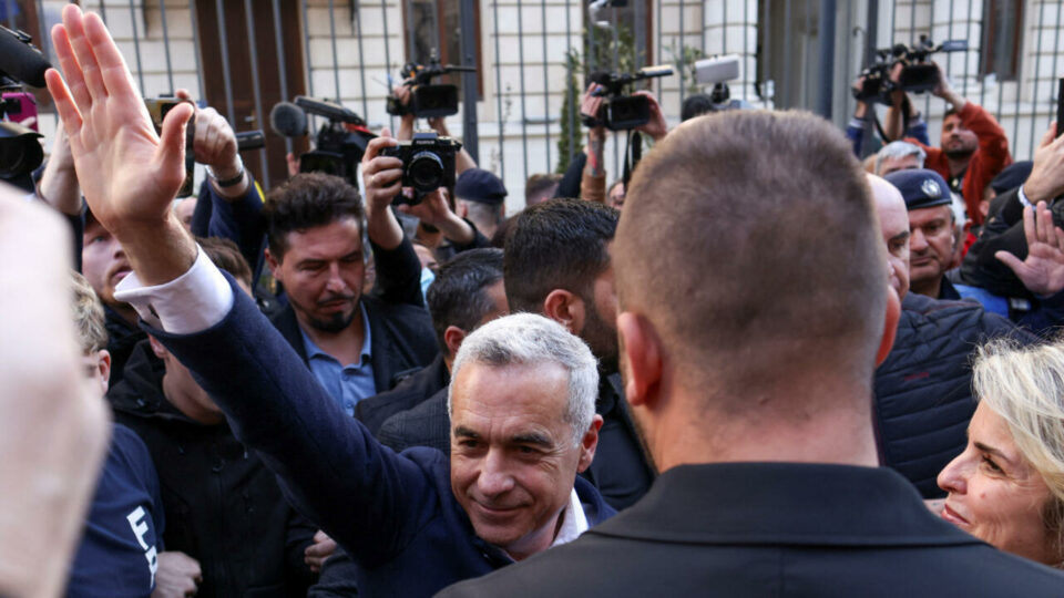 Pro-Russia Călin Georgescu barred from Romanian presidential election re-run