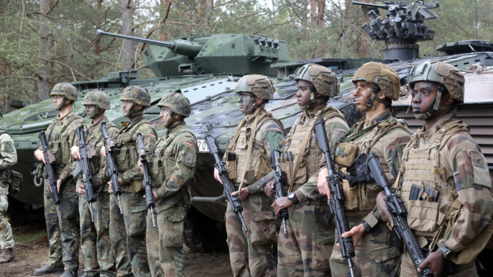 Germany boosts Nato’s eastern flank amid threat from Russia – Europe live