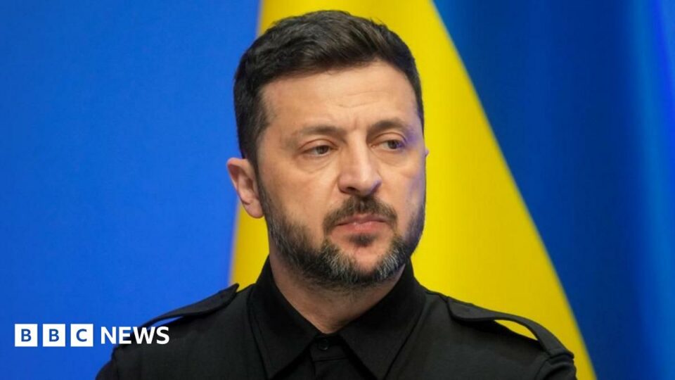 Zelenskyy arrives in UK to discuss defence of Ukraine and pressure on Russia – Europe live